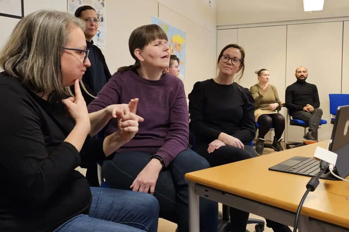 Tolkutbildning för döva